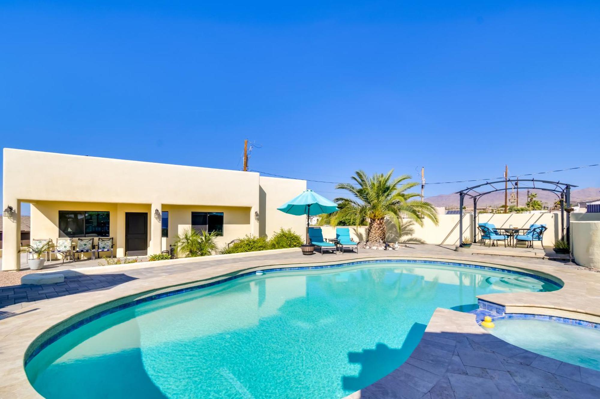 Bright Cottage With Pool And Spa - 5 Mi To Lake Havasu Lake Havasu City Esterno foto