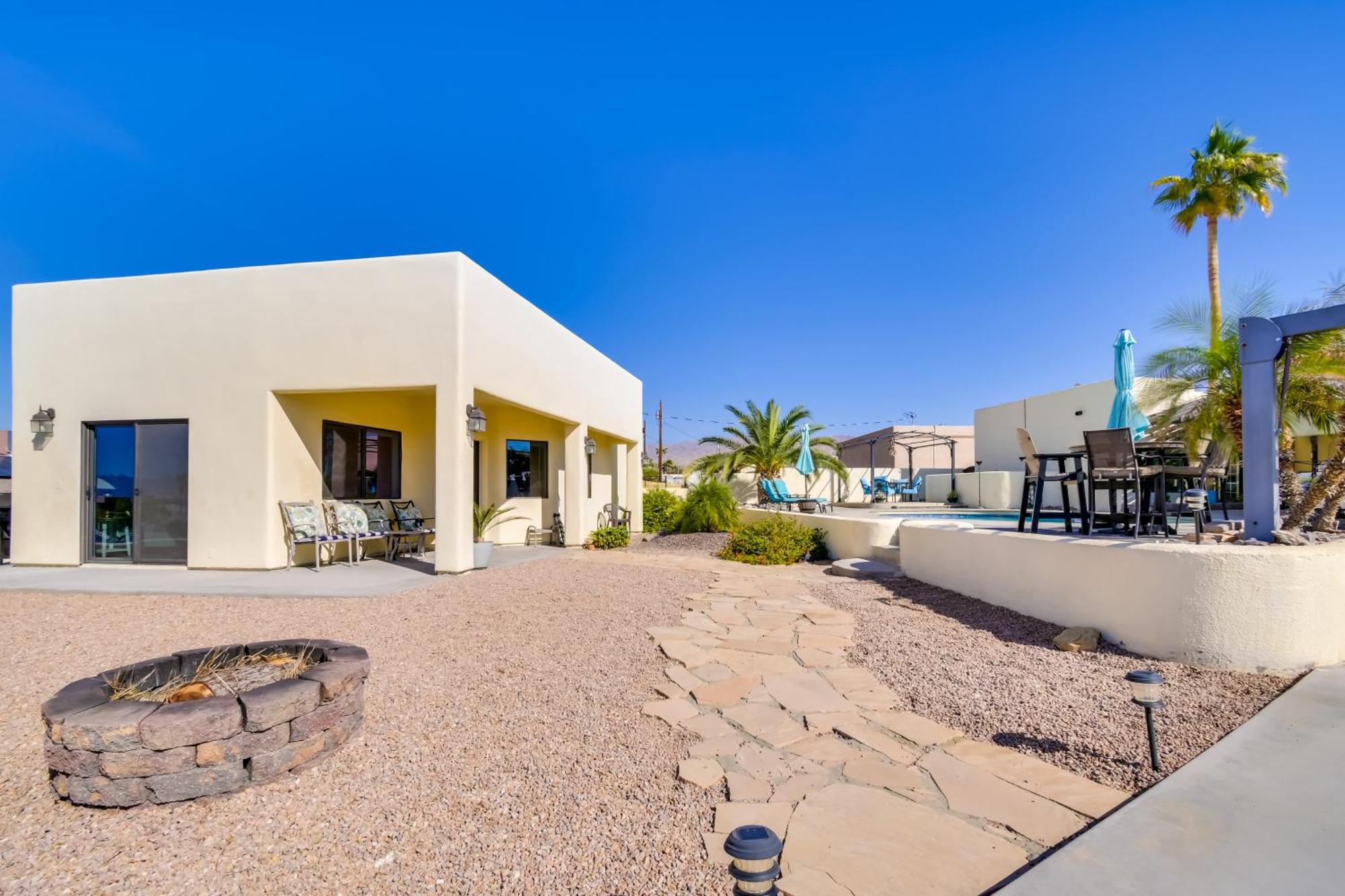 Bright Cottage With Pool And Spa - 5 Mi To Lake Havasu Lake Havasu City Esterno foto